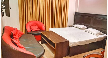 HOTEL ROYAL PALACE Room Type - Delux Rooms