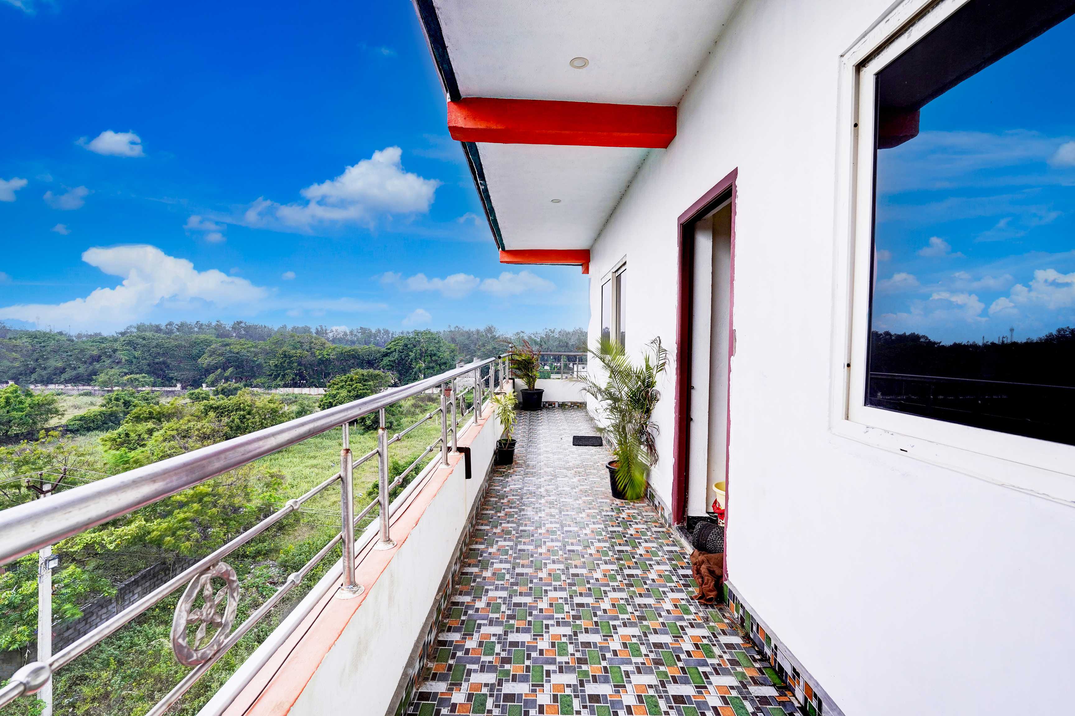 Townhouse Mahabalipuram Beachview - Tap to explore photos