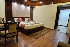Hotel Naaz
