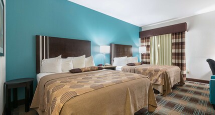 Best Western Plus Deridder Inn & Suites Room Type - 2 Queen Beds, Mobility Accessible, Bathtub, Non-Smoking, Full Breakfast