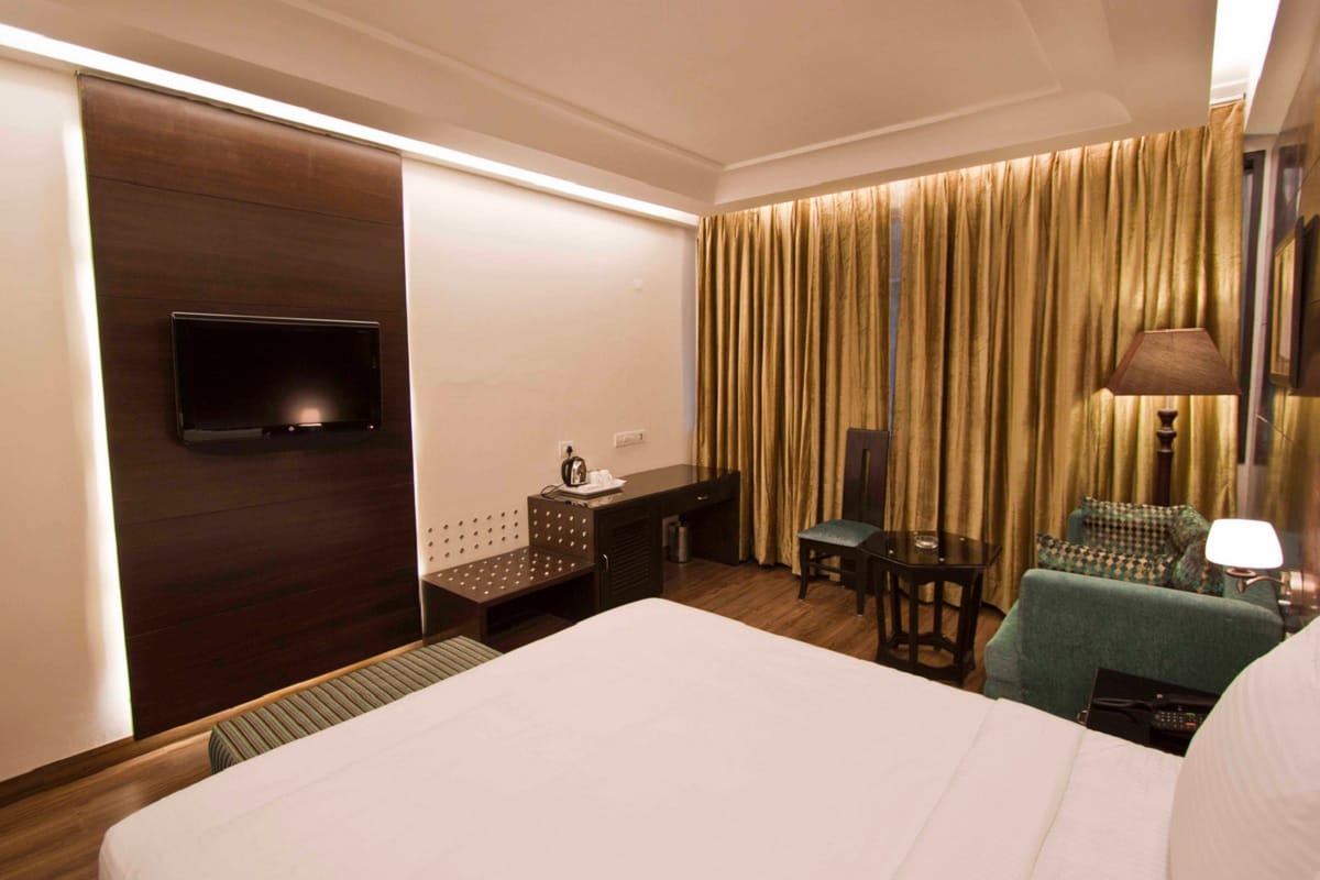 The Regent - Tap to explore photos