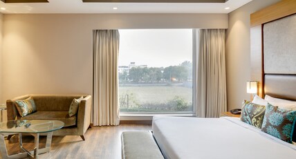 Lemon Tree Hotel, Sector 68, Sohna Road, Gurugram Room Type - Studio Suite