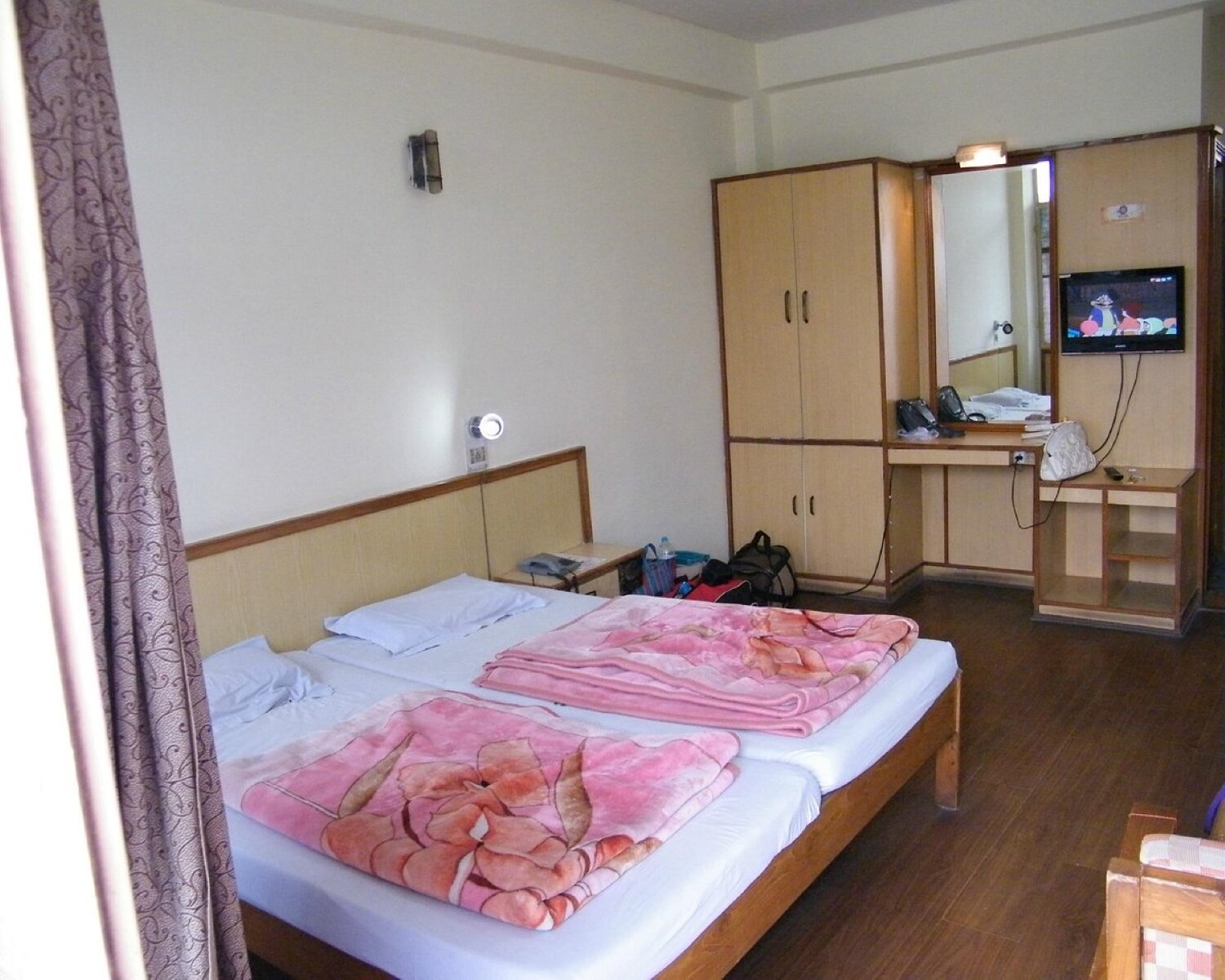 Hotel Ganga Teerth - Tap to explore photos