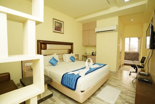 Hotel SK Riverfront