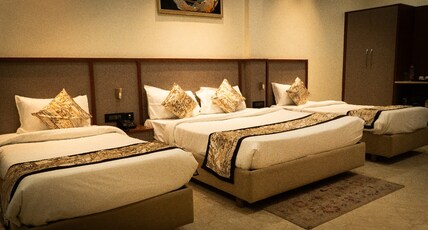 Hotel The R S Grand Room Type - Family Room