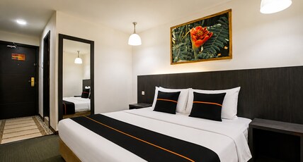Townhouse Near Tanjung Batu Formerly 900 Inn Room Type - Deluxe King Townhouse Near Tanjung Batu Formerly 900 Inn Room Type - Deluxe King