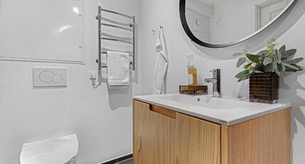Sanders Regent Smart 2Bdr Apt with Terrace Room Type - Two bedroom