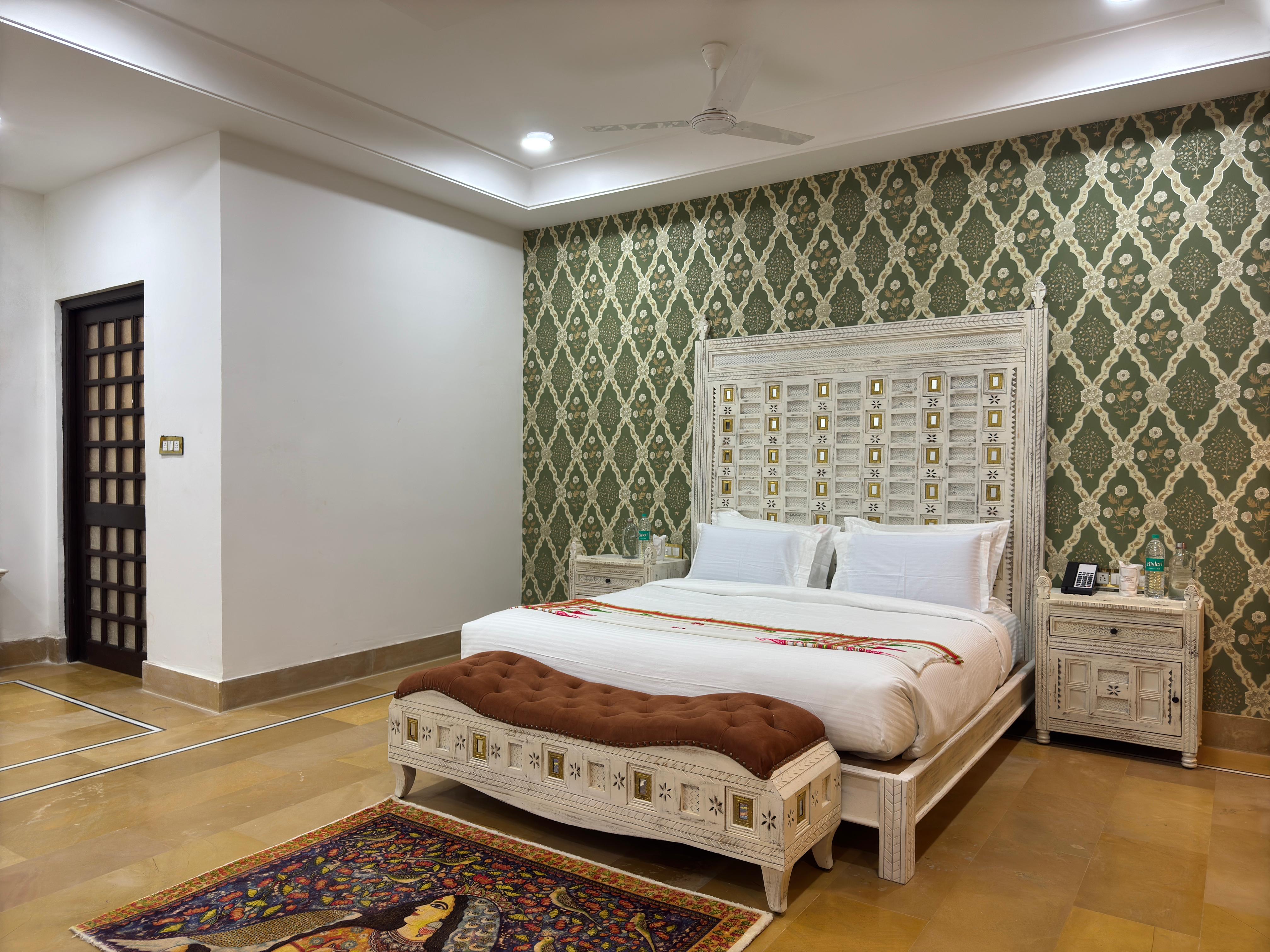 Hotel Durjay Garh - Tap to explore photos