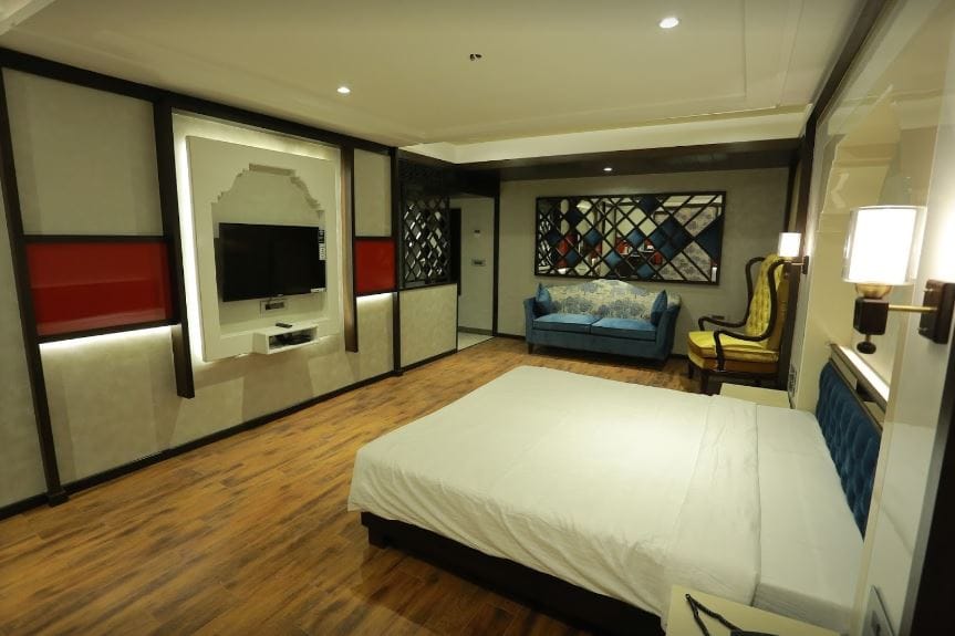 Hotel Basant Vihar Palace - Tap to explore photos