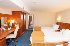 Holiday Inn Istanbul City, an IHG Hotel