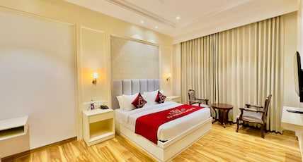Hotel Sukh Farm 5-minute drive to Banasar Bagh Room Type - DELUXE ROOM