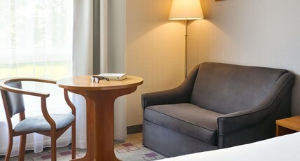 Mercure Cieszyn Room Type - Air-conditioned Standard Room with 1 double bed and sofa