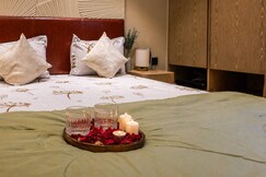Casa Solaria | Elegant Studio | Couple Friendly | Self Check in