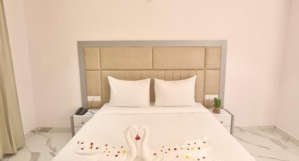 Clubhouse Resort Swarnagarh Udaipur by CheckIn Room Type - Deluxe Hill View Room