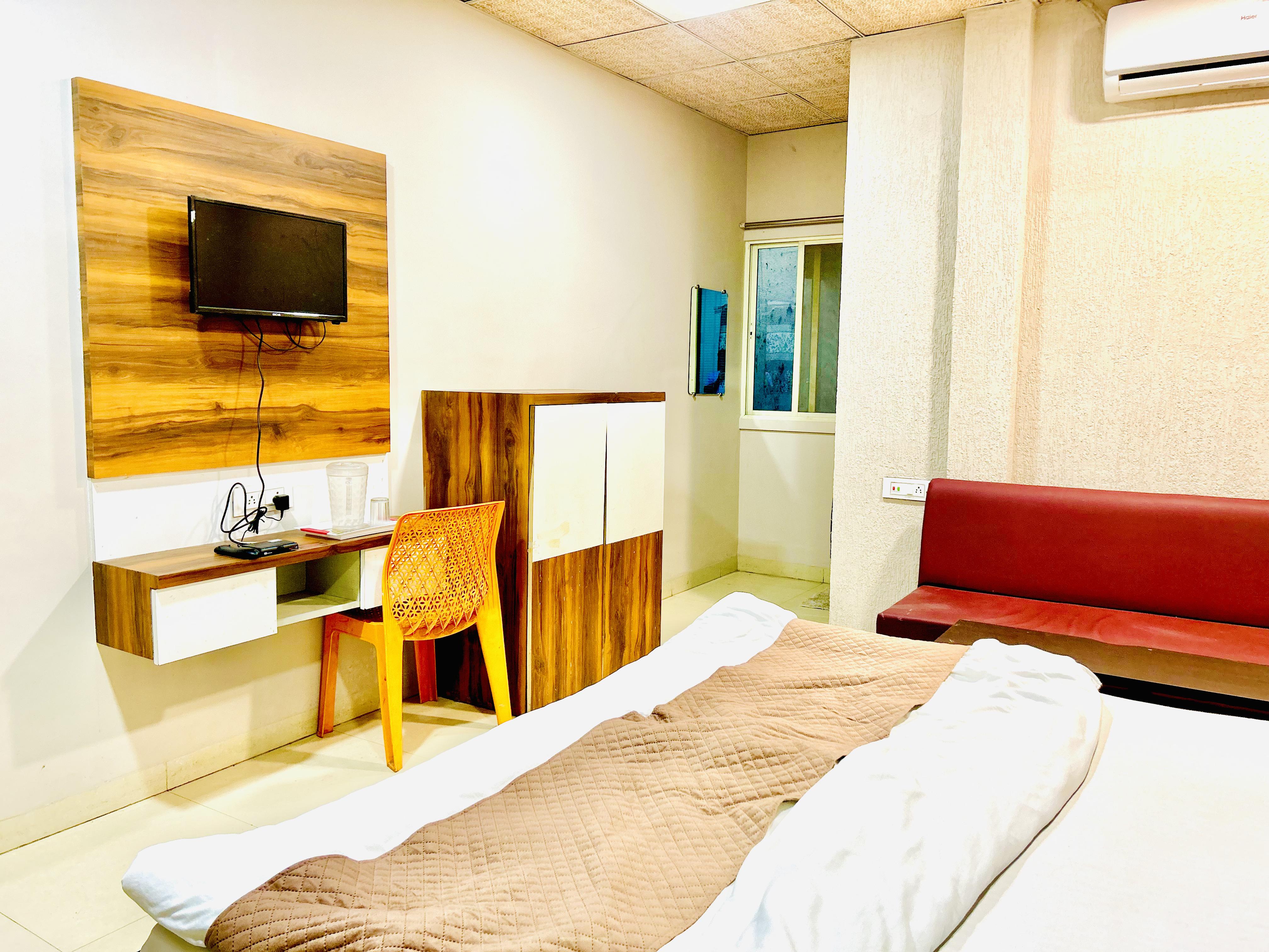 HOTEL JAGTARA RESIDENCY - Tap to explore photos