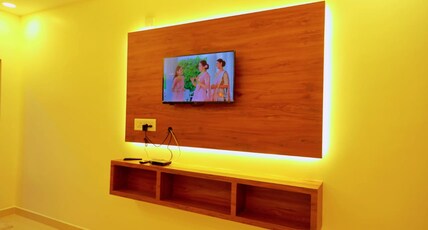 Hotel Chandra Room Type - Deluxe AC