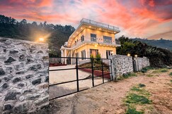 Mila Breeze Inn Entire Villa