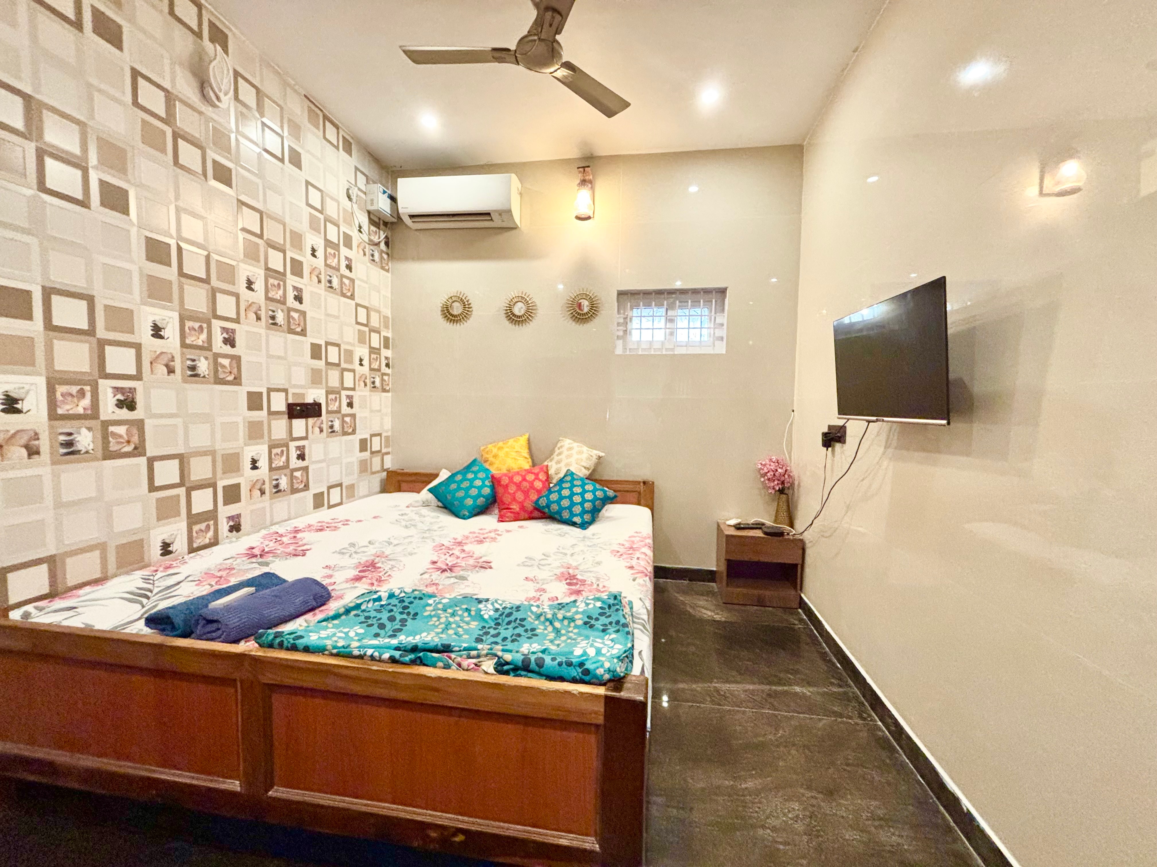 The Pink Villa Mahabalipuram - Tap to explore photos