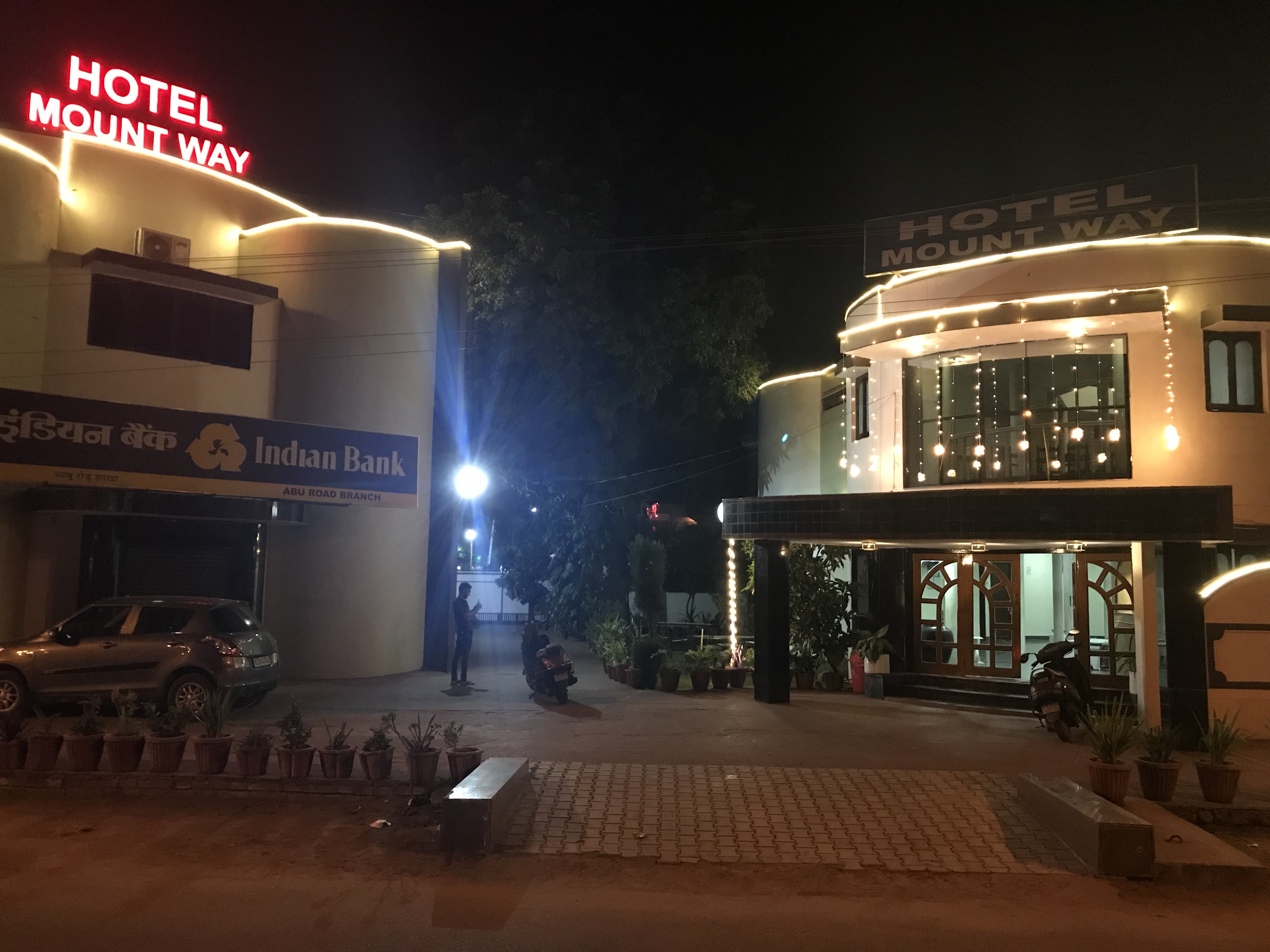 Hotel Mountway - Tap to explore photos