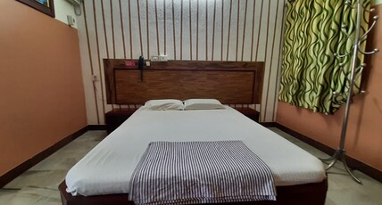Hotel Noble Plaza and Lodge Room Type - Ordinary AC Room