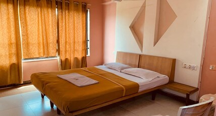 SHAMBHAVI HOTELS Room Type - Double Room Non AC