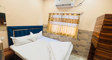 ZQ Inn New Market Dharmatala Room Type - Doubled Bed Ac room with WiFi ZQ Inn New Market Dharmatala Room Type - Doubled Bed Ac room with WiFi