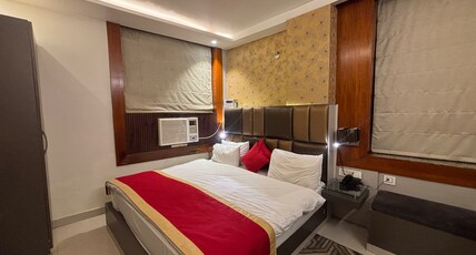 Hotel Le Cypress Room Type - Le Deluxe