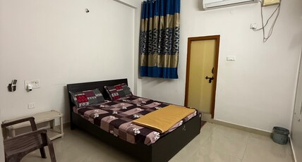 PAVANA GUEST HOUSE Room Type - AC Double Bed Room