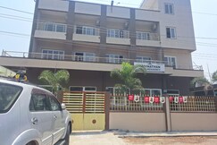 AAADINATHAN ELITE RESIDENCY
