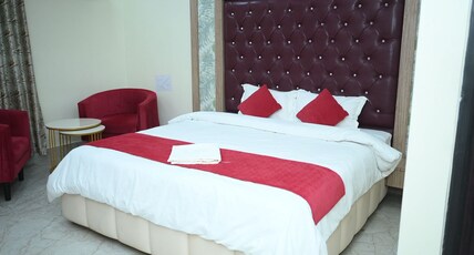 Hotel Sherawali Room Type - AC Deluxe Room