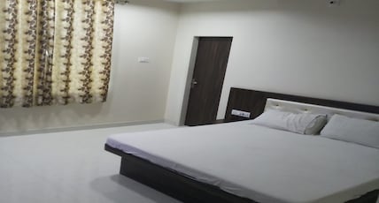 HOTEL RATHI HERITAGE NOKHA Room Type - Deluxe Room HOTEL RATHI HERITAGE NOKHA Room Type - Deluxe Room