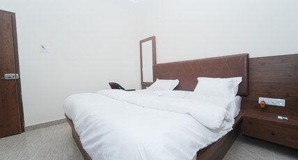 Deepak Resort Room Type - Deluxe Room