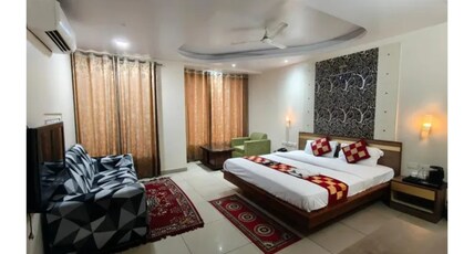 FabHotel Satyam Inn Room Type - Family Room