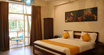 Vibes Inn Singing Tree Room Type - Deluxe Room