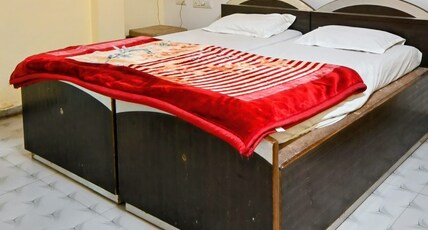 Hotel Roshan Room Type - Standard Room