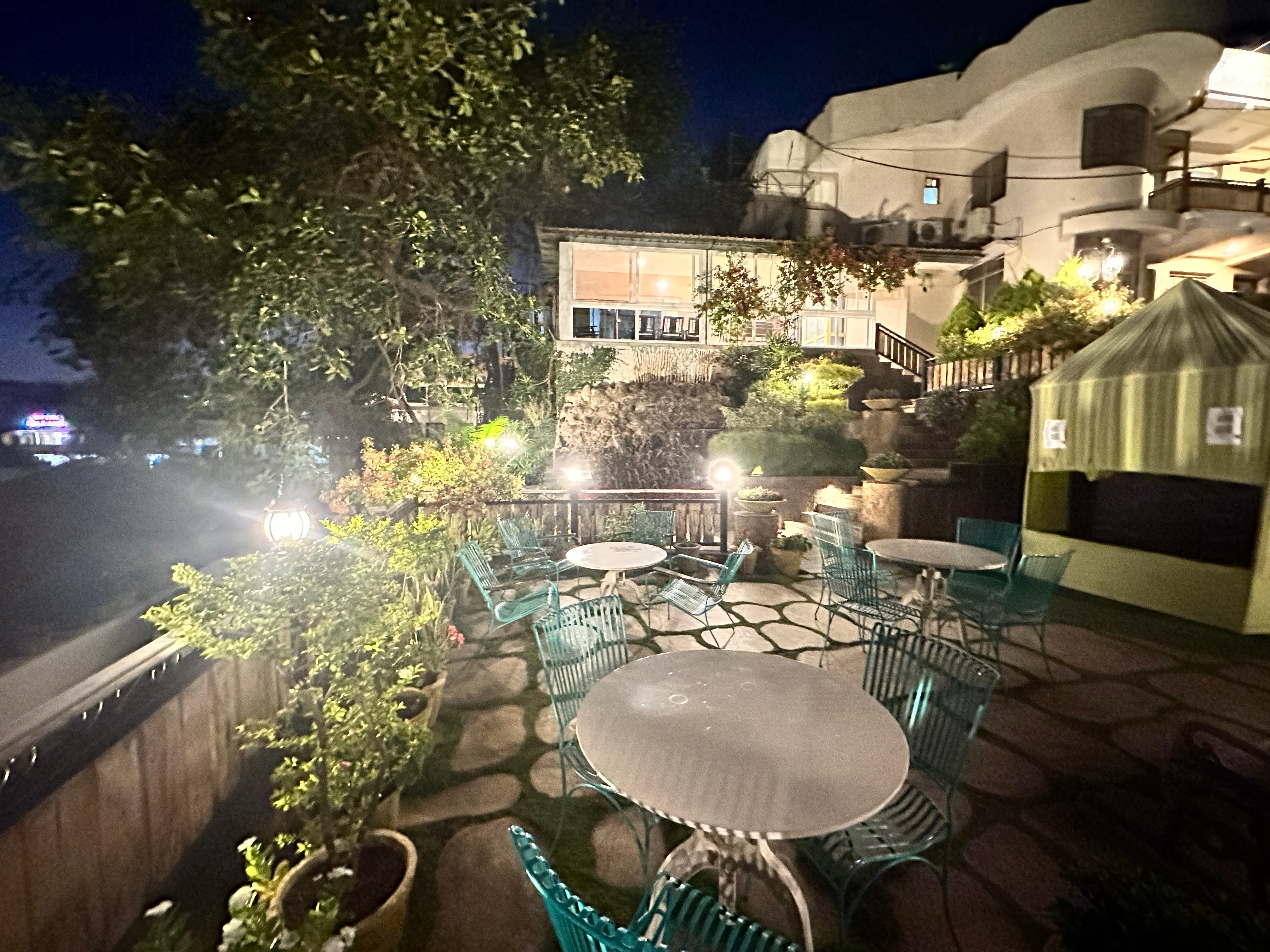Hotel Sudhir New ( 900 metres from Nakki lake ) - Tap to explore photos
