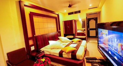 Hotel Rishi Regency Room Type - Executive Class Room Free Wifi ,Pick Up And Drop From Railway Station Hotel Rishi Regency Room Type - Executive Class Room Free Wifi ,Pick Up And Drop From Railway Station