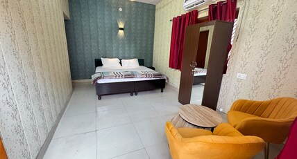 Devashish home stay Room Type - Siddhartha