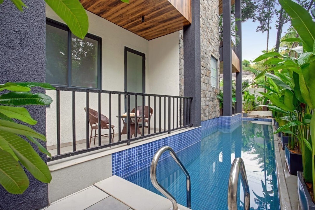Siolim - Elite3bhk villa with private pool - Tap to explore photos