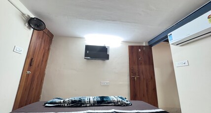Nirvana Homes near shred Krishna janamsthan Room Type - Bedroom 6