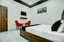 Super HOTEL O R.K STAY