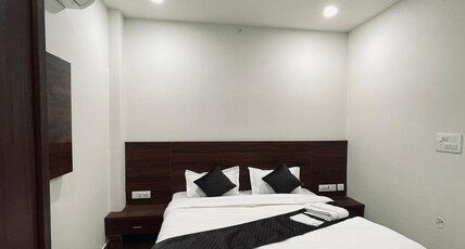 Hotel Sun. Room Type - Deluxe Room