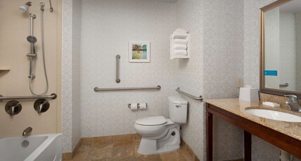 Hampton Inn & Suites by Hilton Holly Springs Room Type - 1 KING ACC W TUB NON SMOK