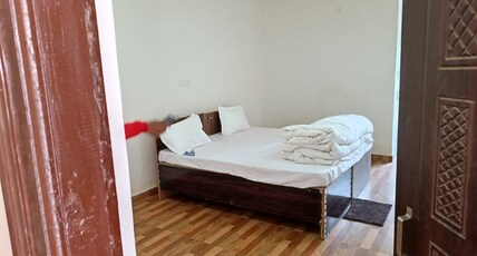 Hotel Golden Petal Room Type - Deluxe Non Ac Room