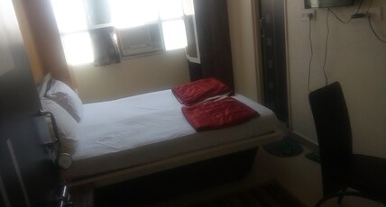 RAJ PALACE HOTEL & RESTAURANT Room Type - Standard Double Bed Room