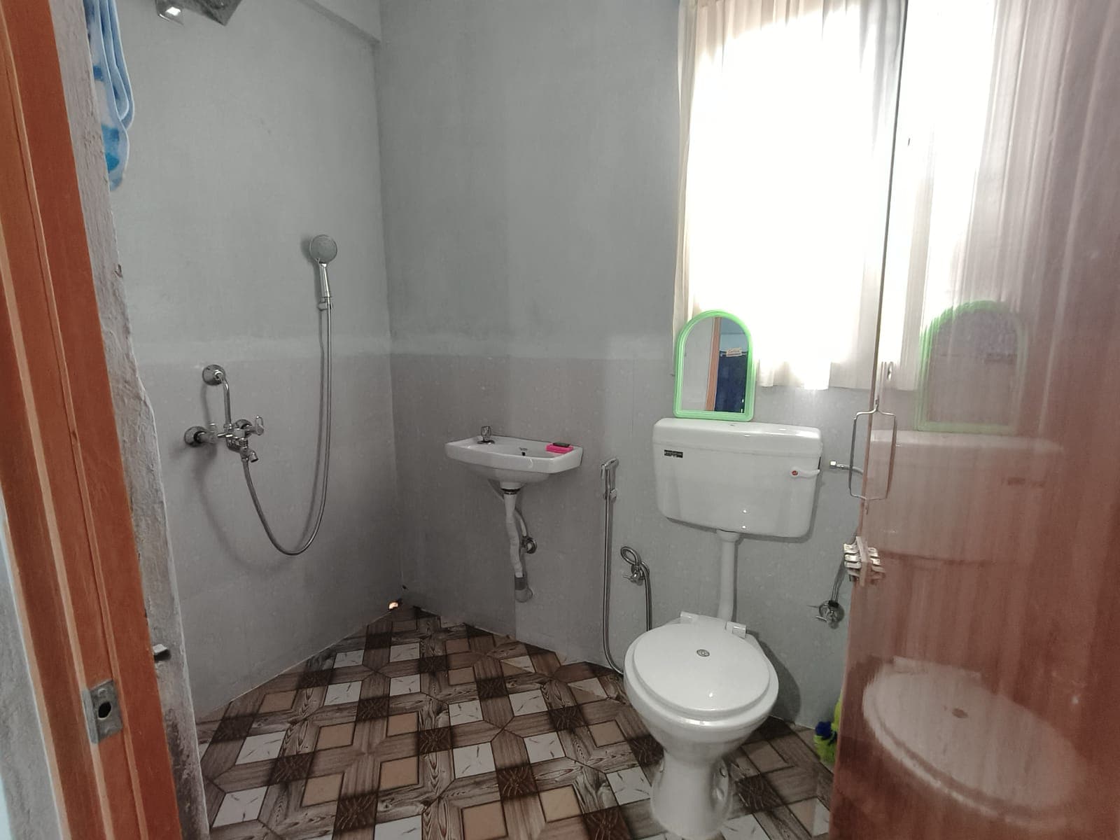 IA Homestay - Tap to explore photos