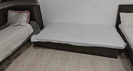 Shubhrit guest house Room Type - Bedroom 1