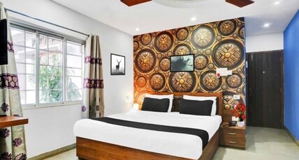 Rudra Stay Near Zoo Road Room Type - Deluxe Room