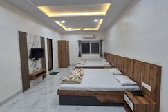 Hotel Shriram Nivas Lodging