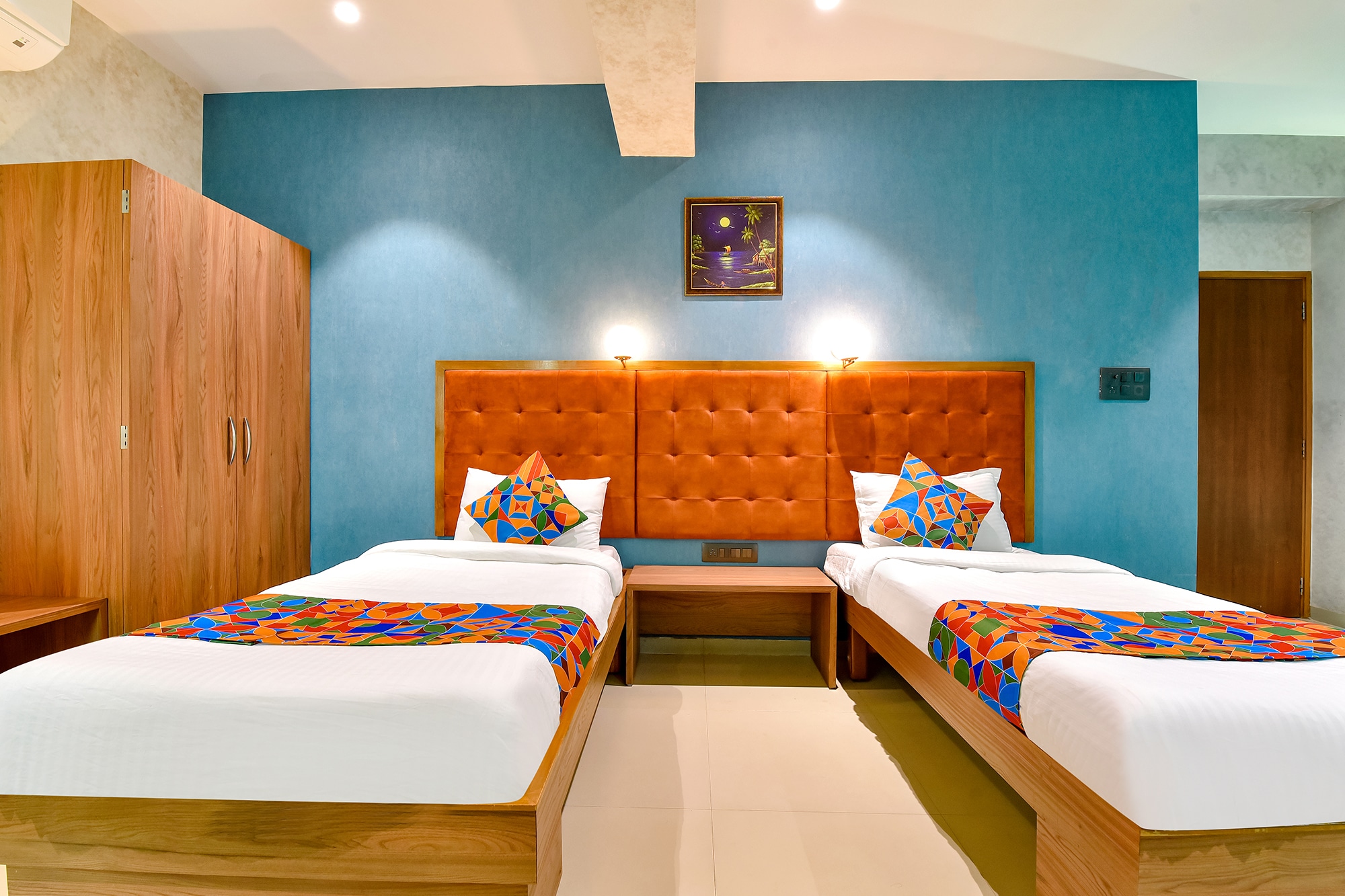 Fabhotel Siddharth Corporate - Tap to explore photos